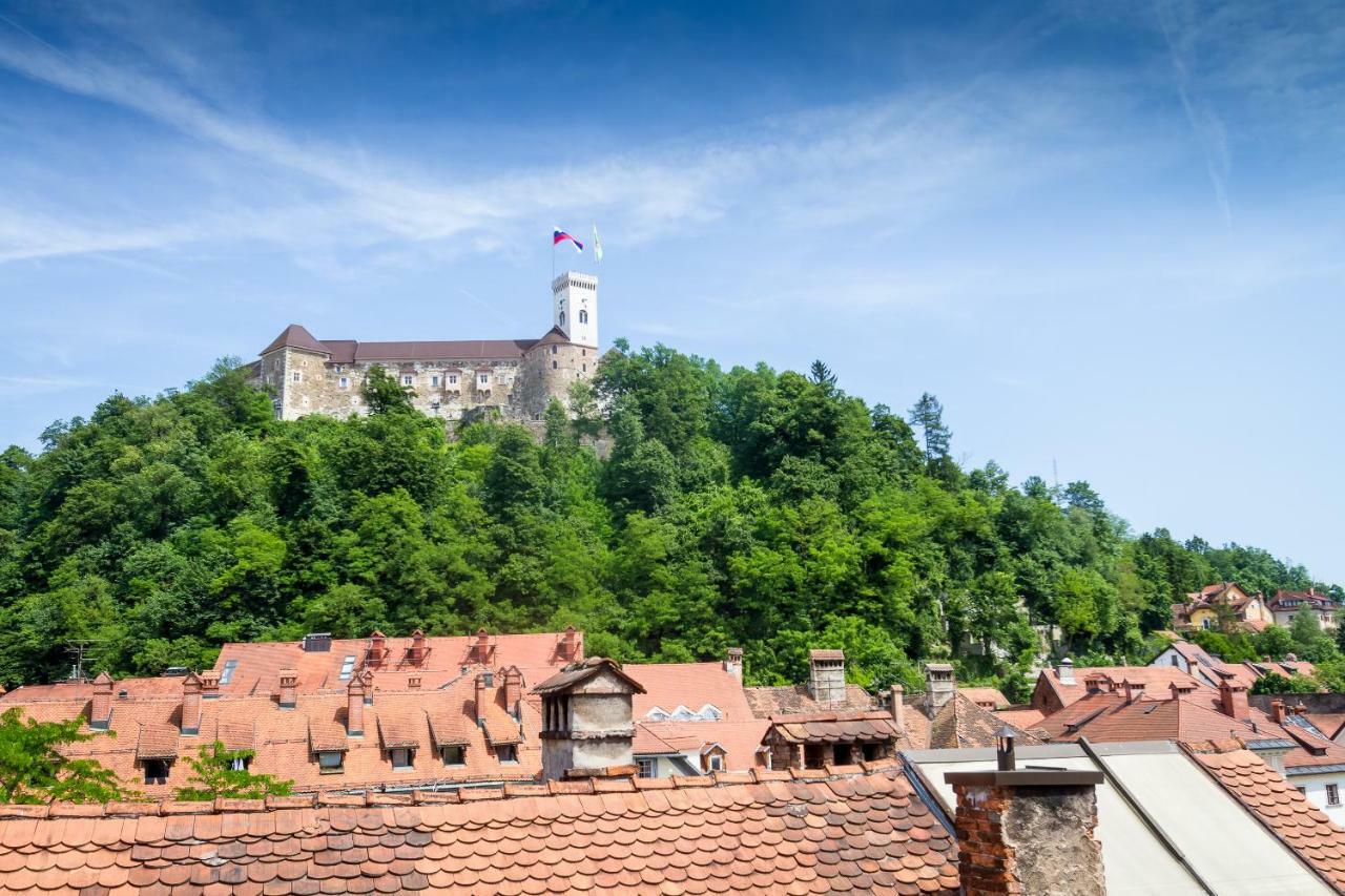 Barbo Palace Apartments And Rooms Ljubljana Exterior photo